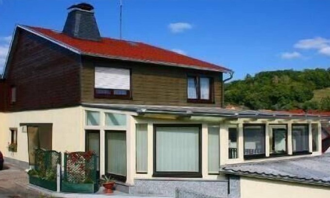 Elmenthal Apartment | Modern Holiday Apartment Trusetal: Ideal for Families