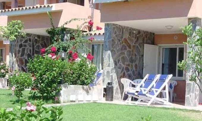 Campulongu Apartment | Cozy Villasimius Apartment for Up to 5 Guests with Pool
