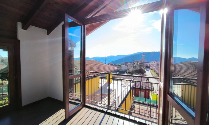 Vignone Apartment | Vignone Holiday Apartment: Ideal for Families with Hot Tub