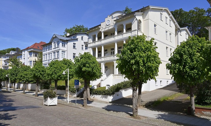 Sellin Apartment | Beachside Villa Celia - Apartment with Balcony & Wi-Fi