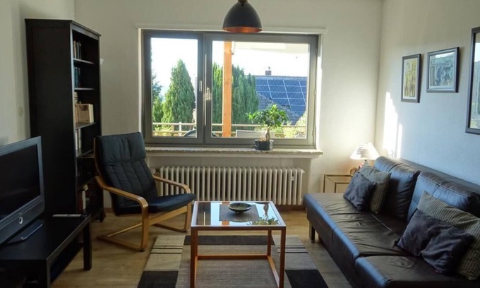Vlotho Apartment | Cozy Vlotho Holiday Apartment for 1-4 Guests with Kitchen