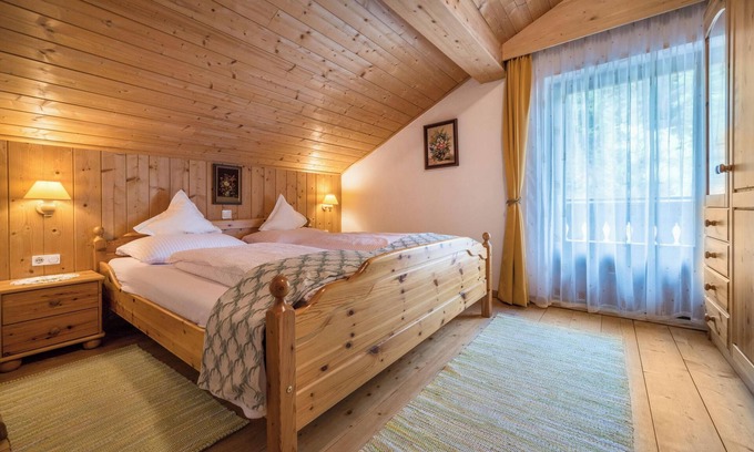 Spinga Apartment | Scenic Apartment "Waldesruh" with Balcony and Mountain Views