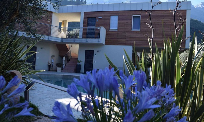 Campagnola Apartment | Idyllic Holiday Apartment with Pool and Breathtaking Views