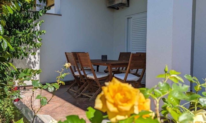 Valbandon Apartment | Top-Rated Holiday Apartment with Oceanfront Views