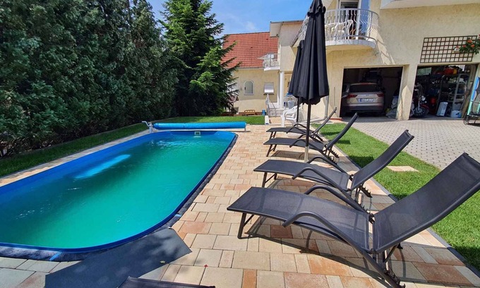Siofok Apartment | Family-Friendly Apartment with Pool and Beautiful Balcony