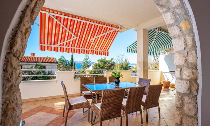 Dramalj Apartment | Seaside Retreat with Air Conditioning and Ocean Views