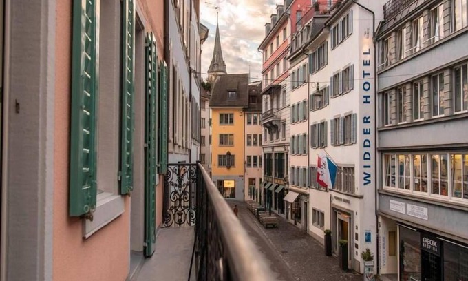 Old Town Apartment | Comfortable Holiday Apartment in Zürich for 2-6 Guests