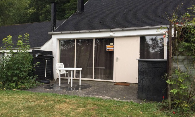 Hastiere-Lavaux House | Peaceful Holiday Bungalow Near Nature with Pool & Spa