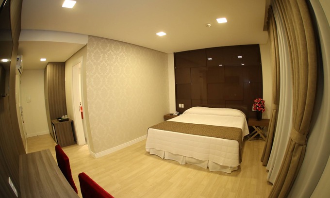 Maria Goretti Hotel | Convenient Hotel Near Centro de Eventos with Spa & Dining