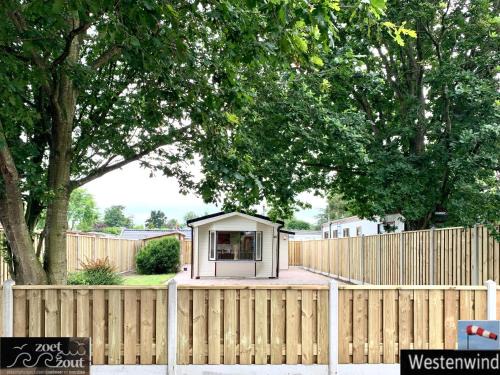 Municipality of Opmeer House | Cozy Holiday-Chalet Westenwind: Amsterdam & Beach Getaway