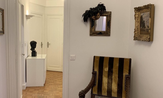 Quartier Sainte-Marguerite Apartment | Elegant Holiday Flat with Top Amenities and Guest Rated 9.8