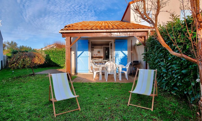 Saint-Vincent-sur-Jard House | Tranquility Awaits at Saint-Vincent-sur-Jard Hotel