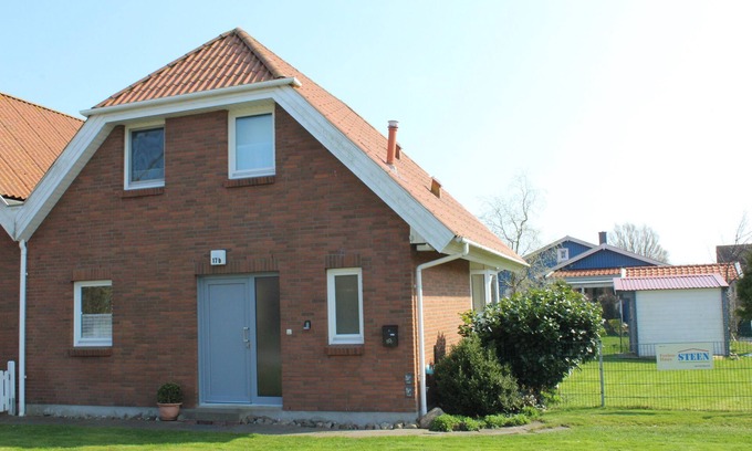 Gollendorf House | Cozy Holiday Home for 5 Guests in Fehmarn OT Gollendorf