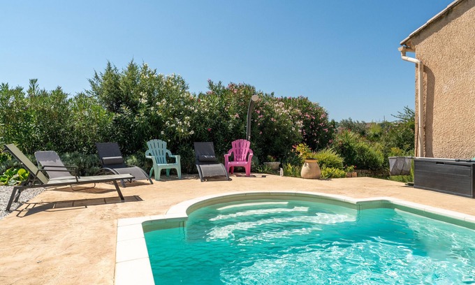 Mirabel-aux-Baronnies House | Inviting Gîte Lou Barry: Pool, Wi-Fi & Pet Friendly Retreat