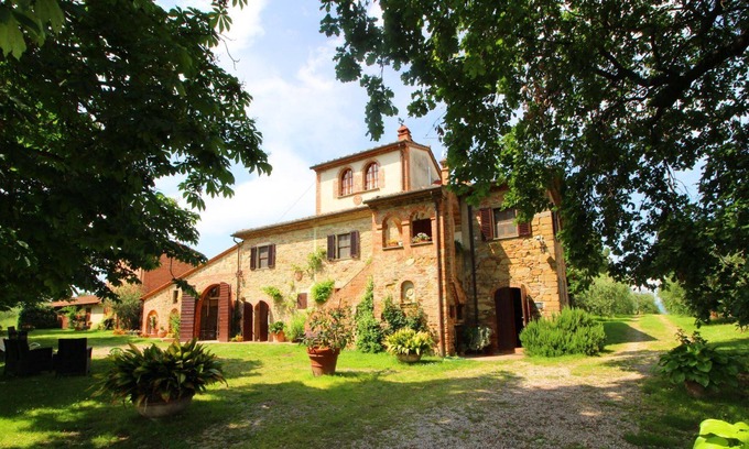 Marciano della Chiana House | Holiday house Marciano della Chiana for 1 - 14 persons with 6 bedrooms - Holiday home