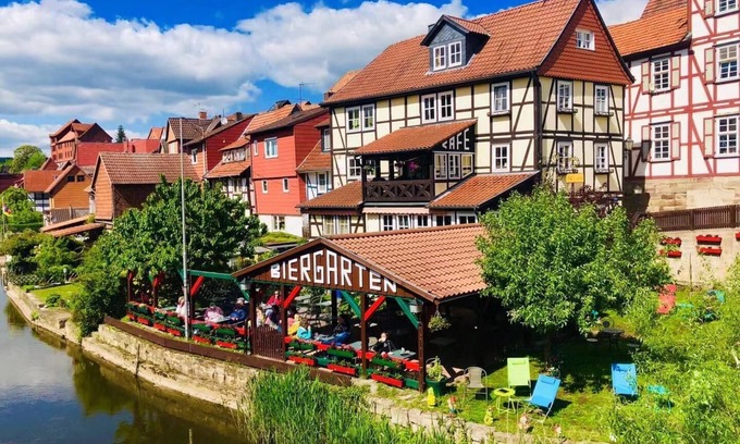 Bad Sooden-Allendorf House | Top-Rated Holiday House "Ahle Schinn" with Family Amenities