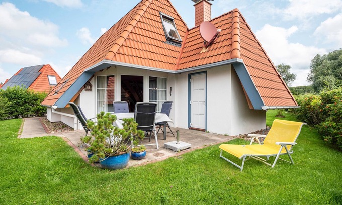 Wremen House | Holiday Home '3 Sterne Komfort' with Private Terrace, Private Garden and Wi-Fi