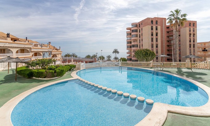 Els Arenals del Sol House | Cozy 'Playa Arenales Del Sol' with Ocean View & Pet Friendly
