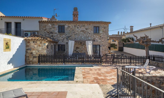 Santa Cristina de Aro House | Relaxing Holiday Home 'Can Tarana' with Private Pool & Views