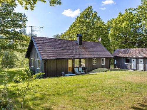 Angasjo House | Cozy Holiday Home Ängasjö with Oceanfront Views