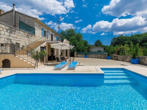 Kircija House | Discover Holiday Home Šterna: Guest Rated 9/10 & Pet Friendly