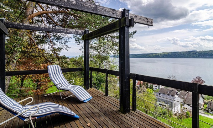 Sipplingen House | Scenic Holiday Home "Adlerhorst Über Dem Bodensee" Awaits