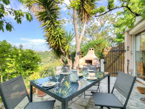 Saint Pierre de Feric House | Cozy Holiday Home Agora with Pet-Friendly Amenities