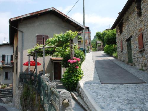 Bruzella House | Budget-Friendly Holiday Home Ai Funtann with Family Amenities
