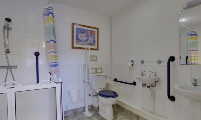 Lanehead House | Relax at Alice's Cottage: Child-Friendly Getaway