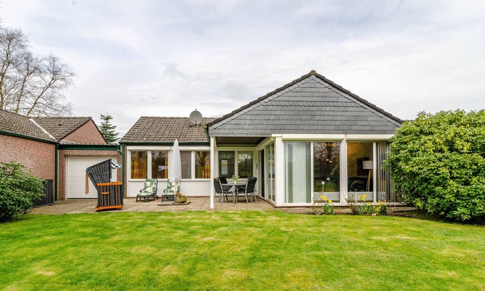 Berumbur House | Unforgettable Stay at Holiday Home "Am Gänsepfad" with Ocean View