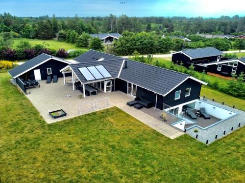 Blokhus House | Cozy Holiday Home Ancel - Pet-Friendly Retreat in NW Jutland