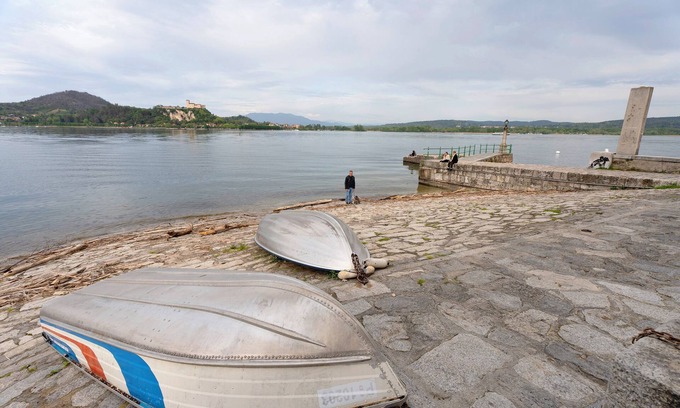 Arona House | Holiday Home 'Anja' with Private Garden and Wi-Fi