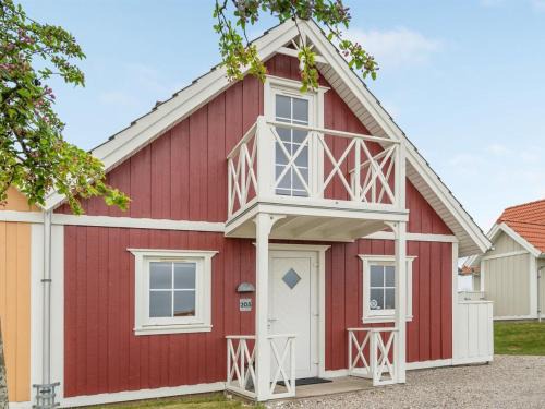Middelfart House | Family-Friendly Holiday Home Askan - Steps from the Sea