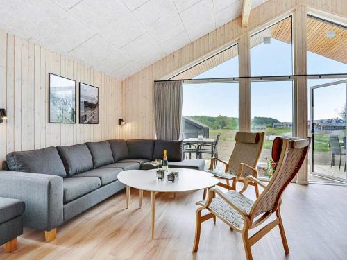 Kettingskov House | Family-Friendly Retreat at Holiday Home Augustenborg XIII
