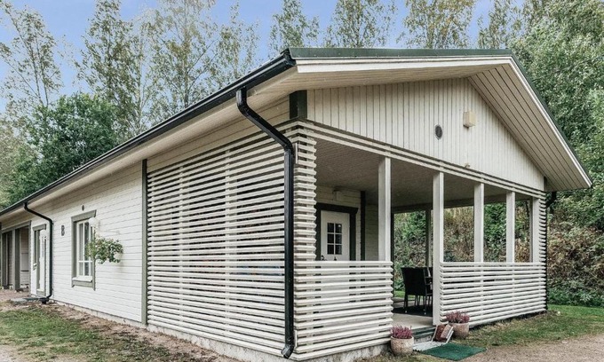 Porvoo House | Pet-Friendly Holiday Home B: Guest Rated 9.3/10