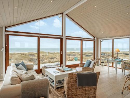 Grønhøj House | Holiday Home Bjerund - 300m from the sea by Interhome