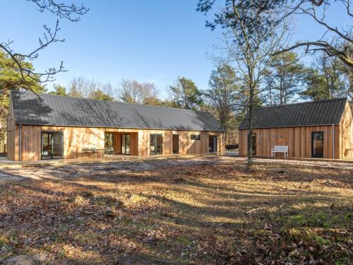 Læsø House | Cozy Holiday Home Blakke - Steps from the Sea, Pet Friendly
