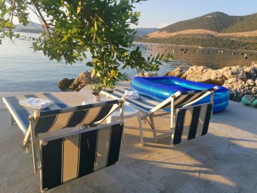 Putnikovic Apartment | Holiday Home Blue Dream - Two Bedroom Apartment with Terrace and Sea View A1