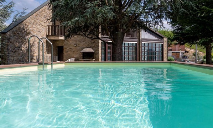 Santo Stefano Belbo House | Cozy Holiday Home Ca' Sarun with Pool & Pet Friendly