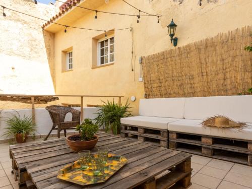 Roda de Bara House | Guest Approved Holiday Home Cal Juan with Family-Friendly Perks