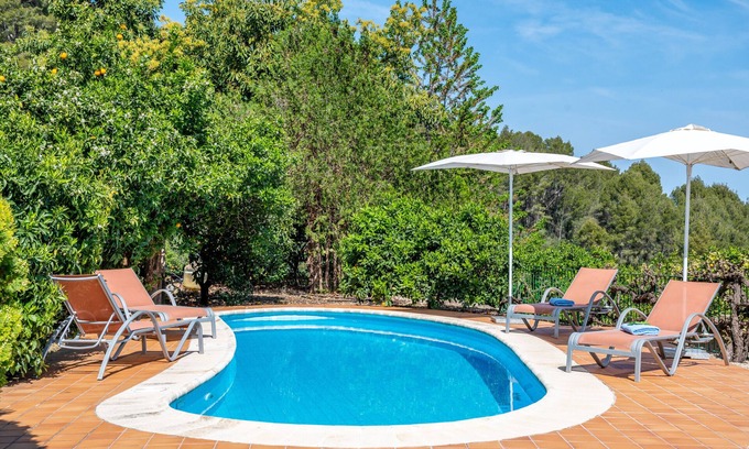 Soller House | Relaxing Holiday Home 'Can Jaumins' with Mountain View & Pool