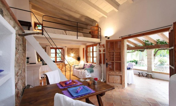 Pollensa House | Oceanfront Retreat: Holiday Home Can Pontico, 4-Star Stay