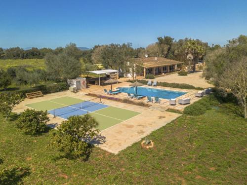 Porreres House | Family-Friendly Holiday Home Can Soler with Pool Access