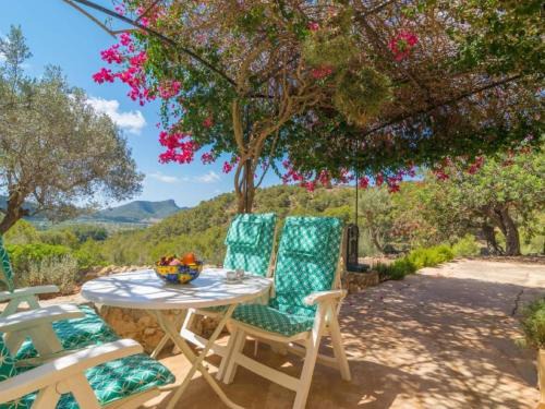 Andraitx House | Pet-Friendly Retreat: Holiday Home Can Tiona Awaits You