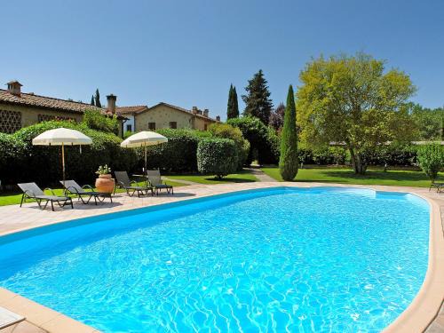 Poggiarello House | Pet-Friendly Holiday Home Capanna di Sopra with Pool