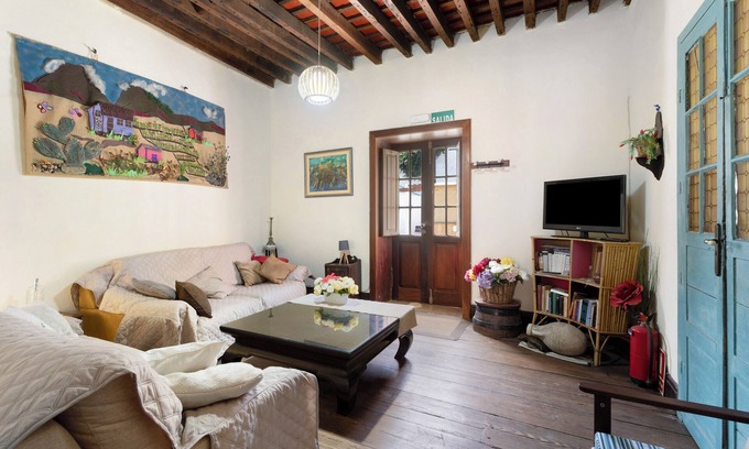 Hermigua House | Scenic Holiday Home 'Casa Bayoll' with Mountain Views