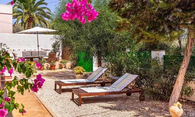 Santanyi House | Relax at Casa Can Picarola with Oceanfront Views & Wi-Fi