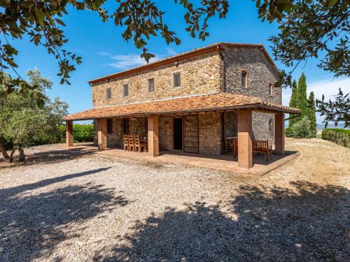 Scansano House | Top-Rated Holiday Home Casa Grande with Pool & Family Fun