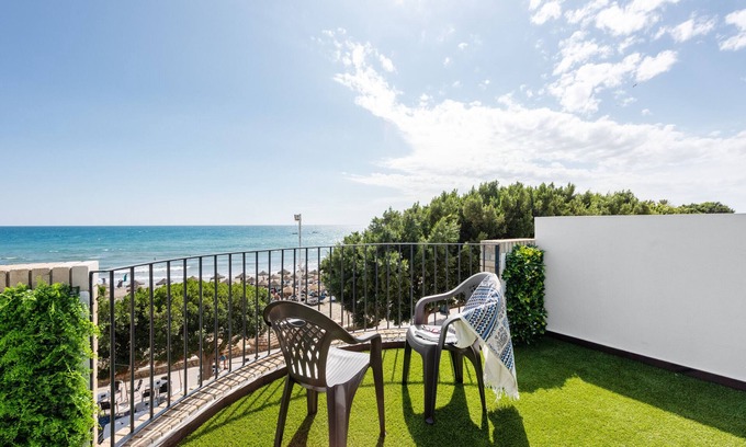 Playas del Palo House | Stunning Casa Mar de Frente: Ocean View & Private Terrace