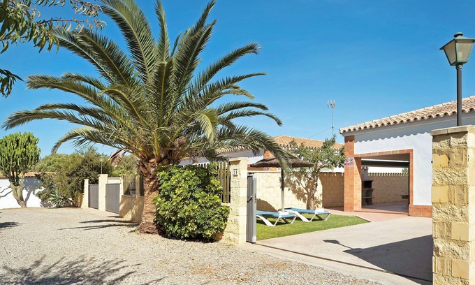 Zahora House | Beachfront Holiday Home "Casa Miguel 3" with Terrace & Wi-Fi